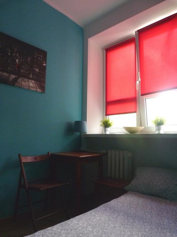 Jasna Hostelik Self Check-In Warsawa Ruang foto